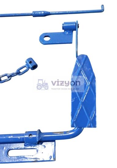 FORD 5000-6610 TRAKTÖR AYAK GAZ TERTİBATI ( DEMİR )